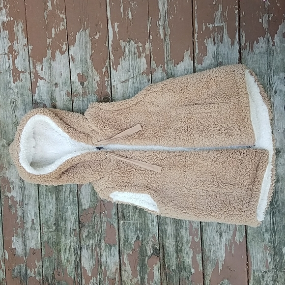 Serpa Vest - Picture 2 of 8